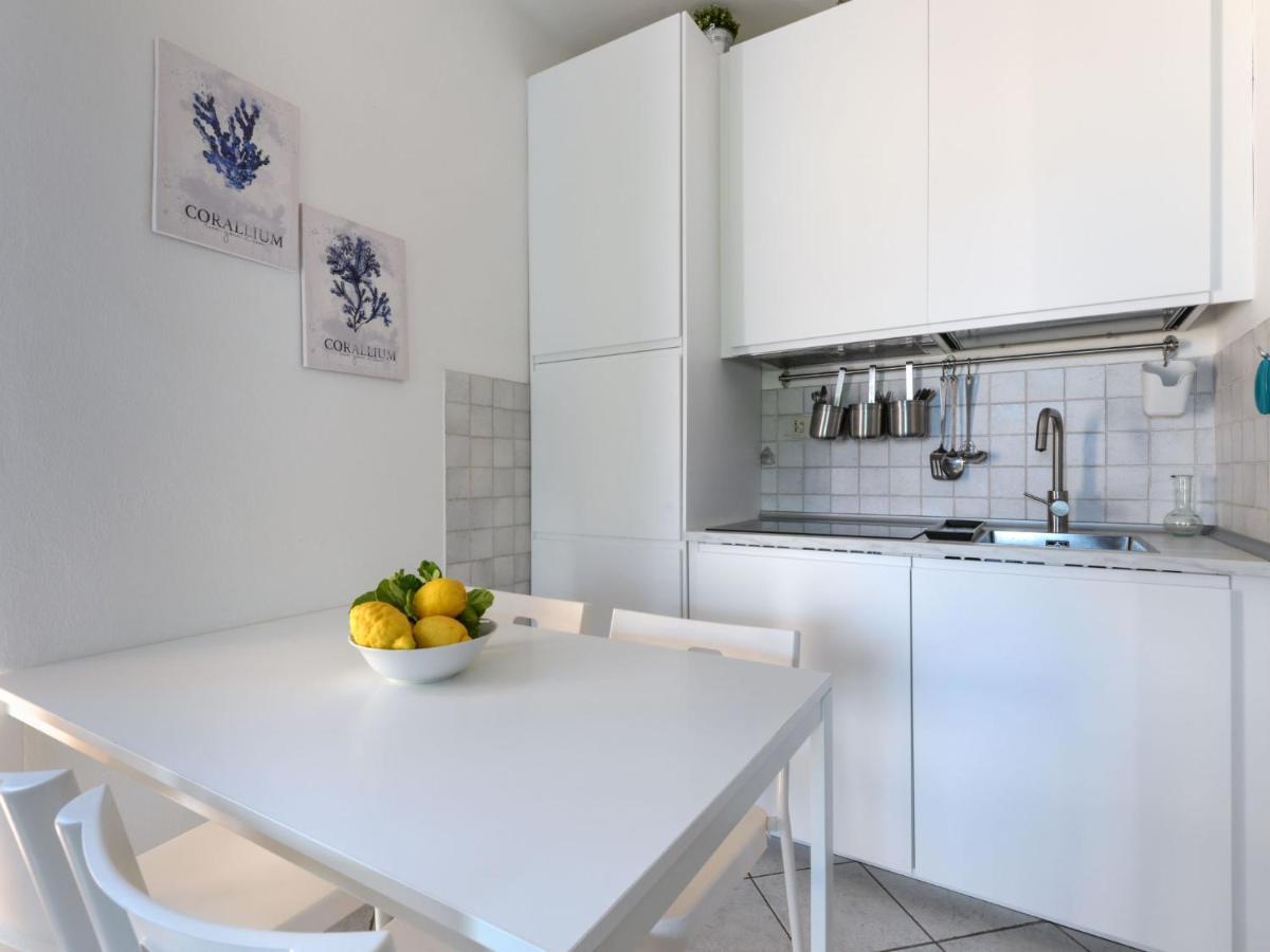 Apartment Altaluna-6 By Interhome Nisporto 外观 照片