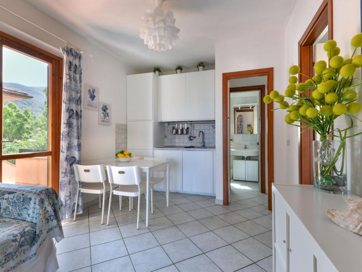 Apartment Altaluna-6 By Interhome Nisporto 外观 照片